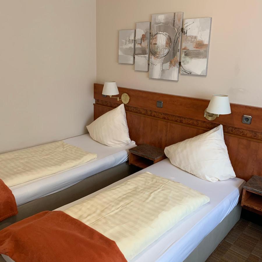 Gaestehaus Praesenzhof Bensheim Kültér fotó