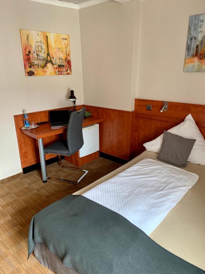 Gaestehaus Praesenzhof Bensheim Kültér fotó